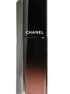 Chanel Rouge Allure Laque Liquid Lip Colour — 62 Still AMAZING New in box